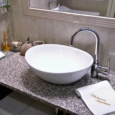Belvarosi Apartman * Segedín